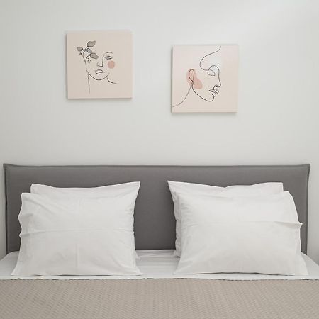 The H Experience - Eclectic Spacious Apartment Near Venetian Castle - 2 Heraklion Exterior foto